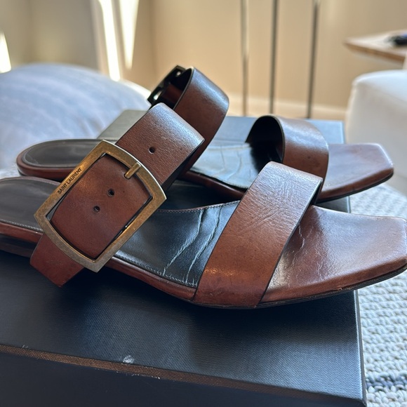 Authentic Saint Laurent double strap sandal in Oak - Picture 3 of 7